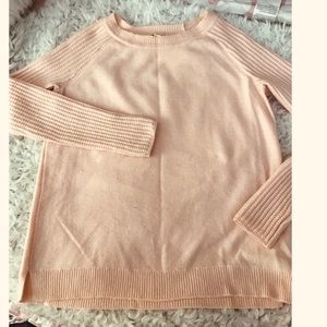 Women’s Gap Sweater - Size M